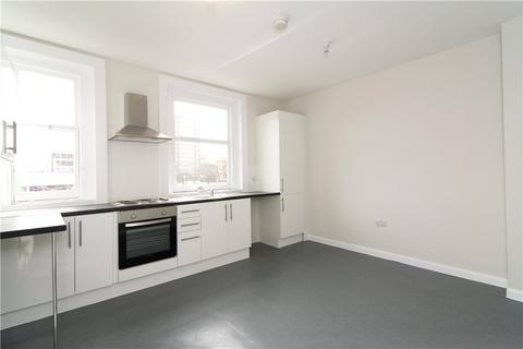 3 bedroom terraced house to rent, Mare Street, London, E8