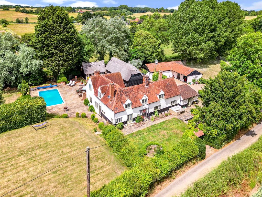 Water Hall Lane, Shalford, Braintree, Essex, CM7 4 bed detached house