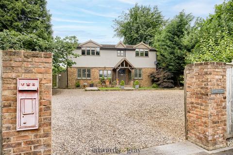 Birchover Packington Lane, Coleshill, Birmingham, B46 3JE