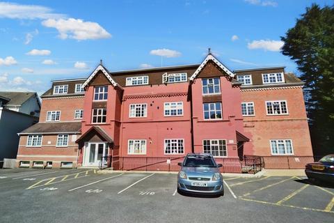 Flat 5, 10 Bradburne Road, Bournemouth, BH2 5ST