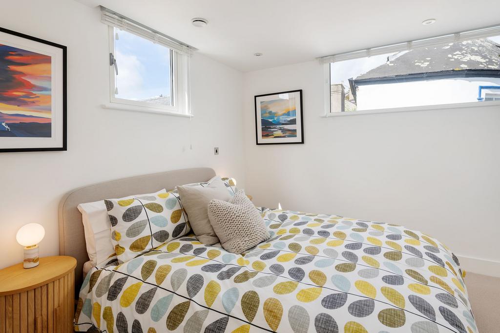 4 Sails, Dartmouth: Bedroom 2