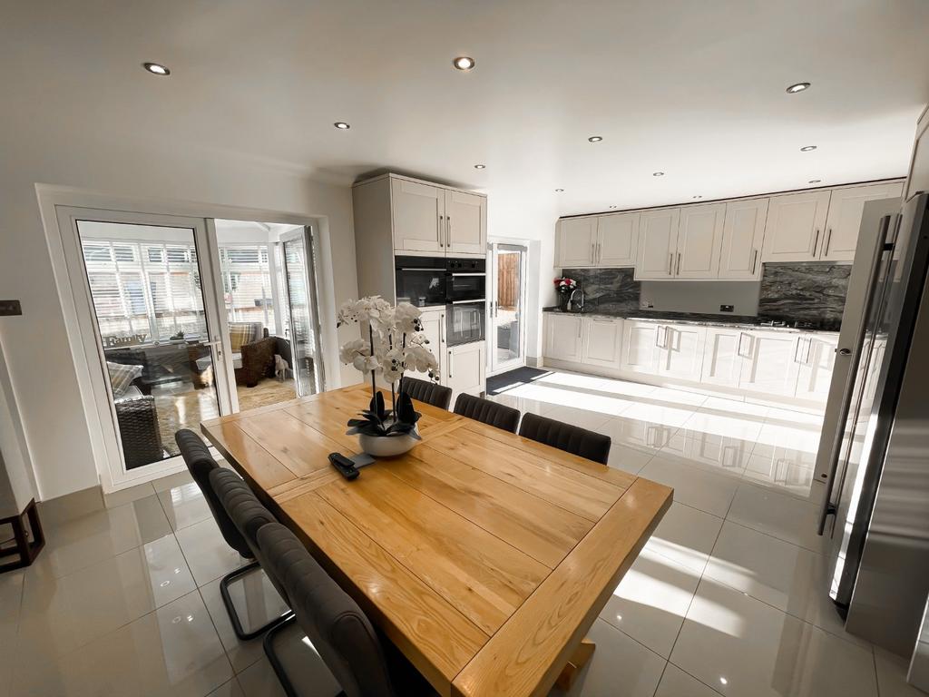 Station Road, Glais, Swansea, SA7 9HE 4 bed detached house for sale £