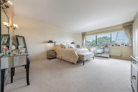 2 bedroom flat for sale - THE TERRACES, NW8