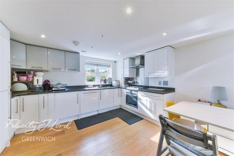 3 bedroom flat to rent, Travers House, Greenwich