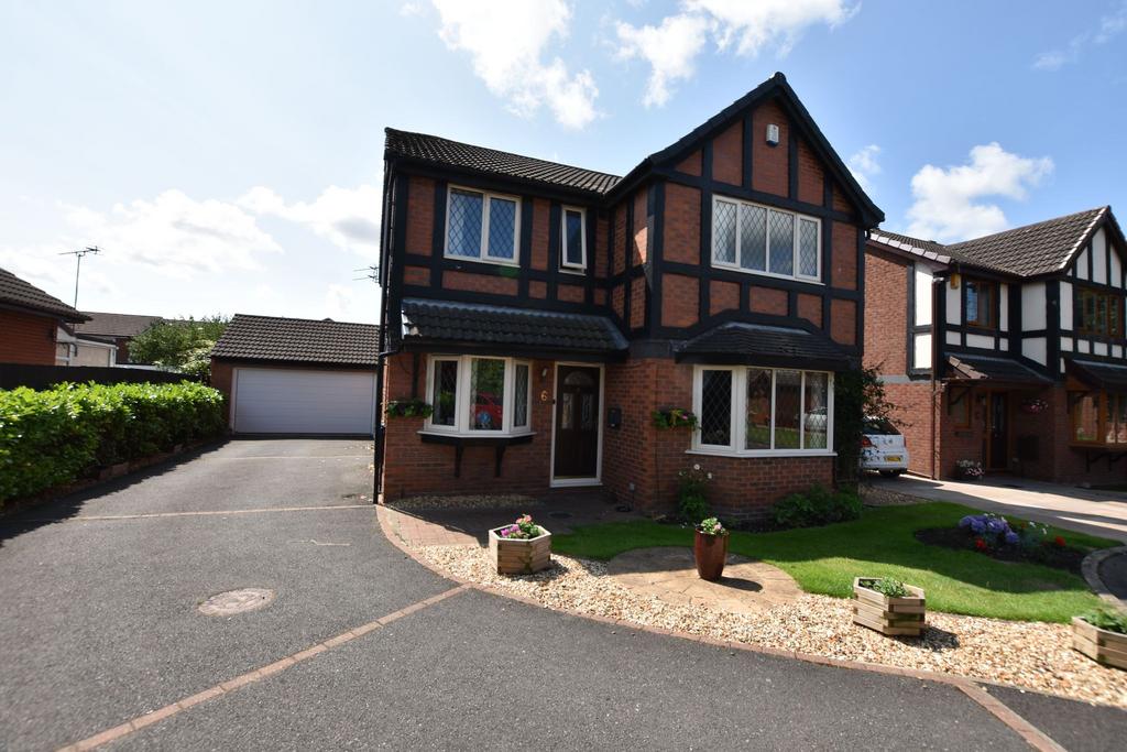 Briarwood, Freckleton, PR4 4 bed detached house for sale £349,950