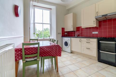 25/3 Eyre Place, Edinburgh, EH3 5EX