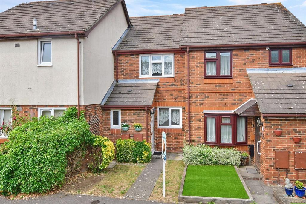 Willowside, Snodland, Kent 2 bed terraced house for sale £250,000