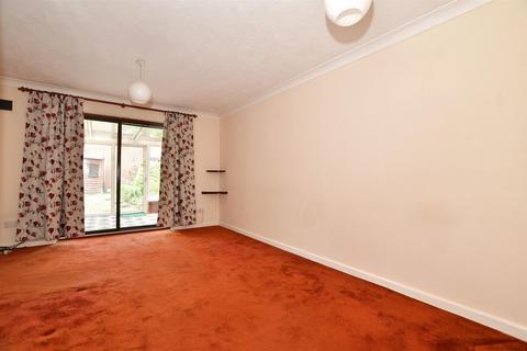 2 bedroom terraced house for sale - Willowside, Snodland, Kent