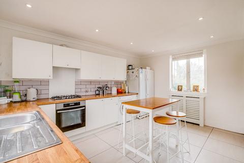36 Worple Avenue, Isleworth, TW7 7JG
