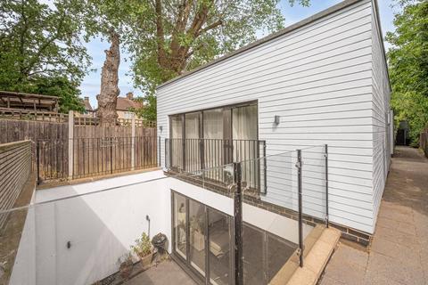 3 bedroom detached house for sale - Brompton Mews, North Finchley, London, N12