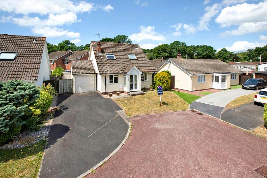 Kiln Close, Bovey Tracey, TQ13 3 bed chalet £295,000