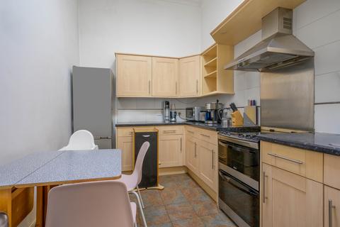 12/10 Bath Street, Edinburgh, EH15 1EY