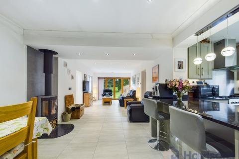 32a Cellar Hill, Lynsted, Sittingbourne, ME9 9QY