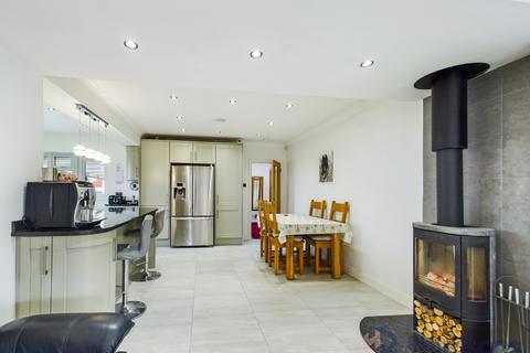 32a Cellar Hill, Lynsted, Sittingbourne, ME9 9QY