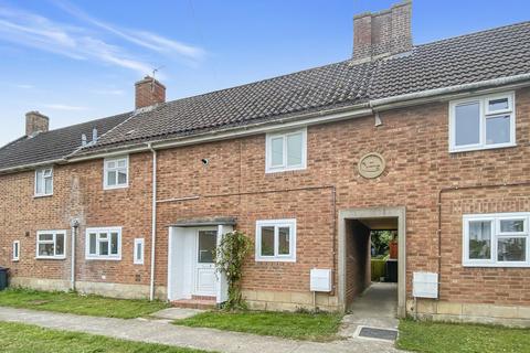 4 bedroom terraced house to rent, The Circle, Dilton Marsh