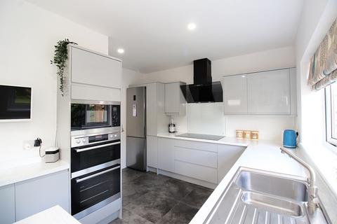 45 Barry Drive, Kirby Muxloe, Leicester, LE9 2HH