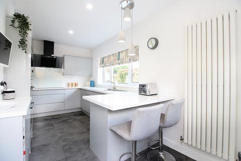 45 Barry Drive, Kirby Muxloe, Leicester, LE9 2HH