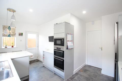 45 Barry Drive, Kirby Muxloe, Leicester, LE9 2HH