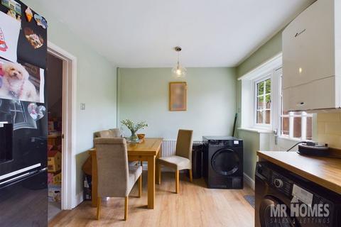 19 Bishop Hannon Drive, Cardiff, CF5 3QQ