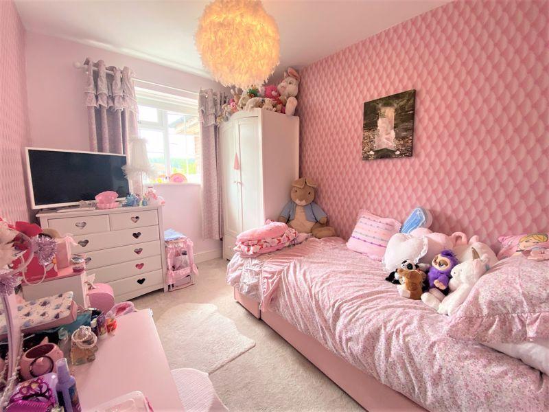 Photo 38