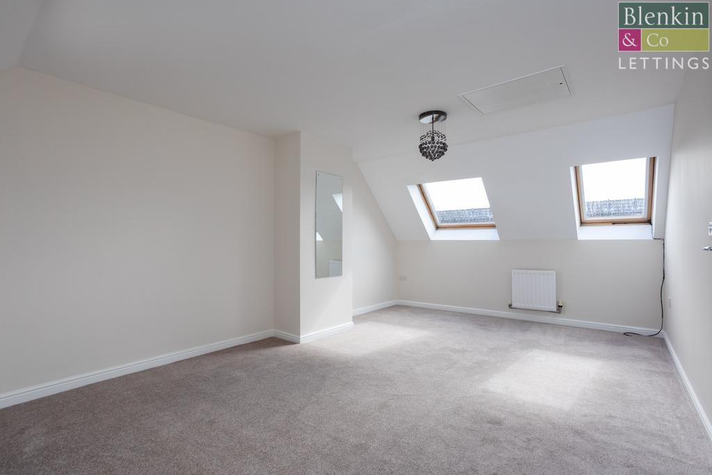 8 Salmond Road 1