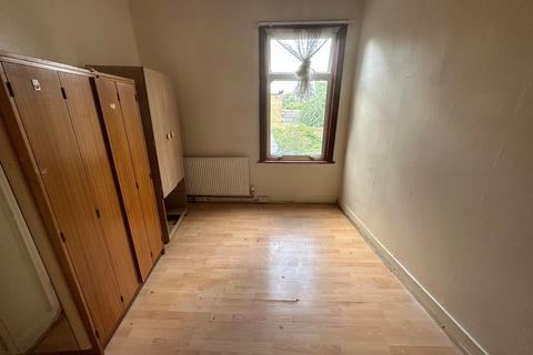 undefined, Manor Park E12
