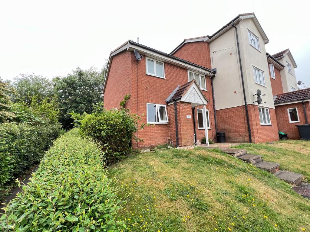 Foxdale Drive, Brierley Hill 1 bed house £115,000