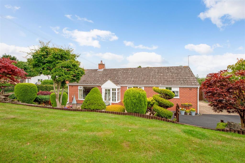 Redthorne Hill, Cleobury Mortimer, Kidderminster 2 bed detached