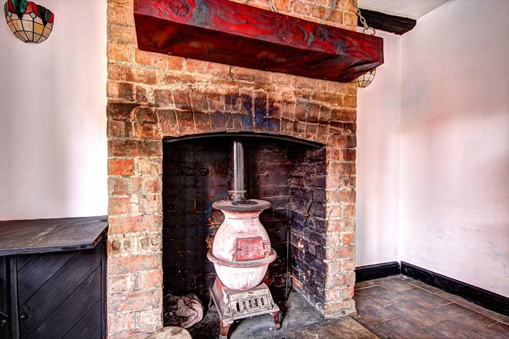 Fireplace.jpg