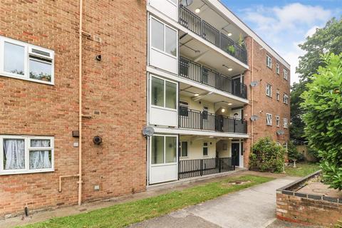 5 Radburn Close, Harlow, CM18 7EB