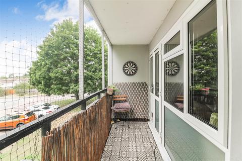 5 Radburn Close, Harlow, CM18 7EB