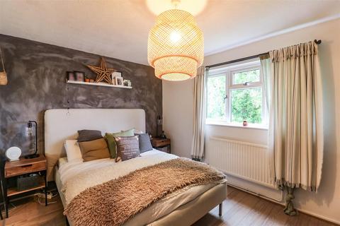 5 Radburn Close, Harlow, CM18 7EB