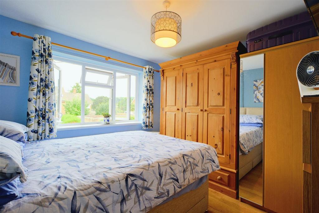 Bedroom 2.jpeg
