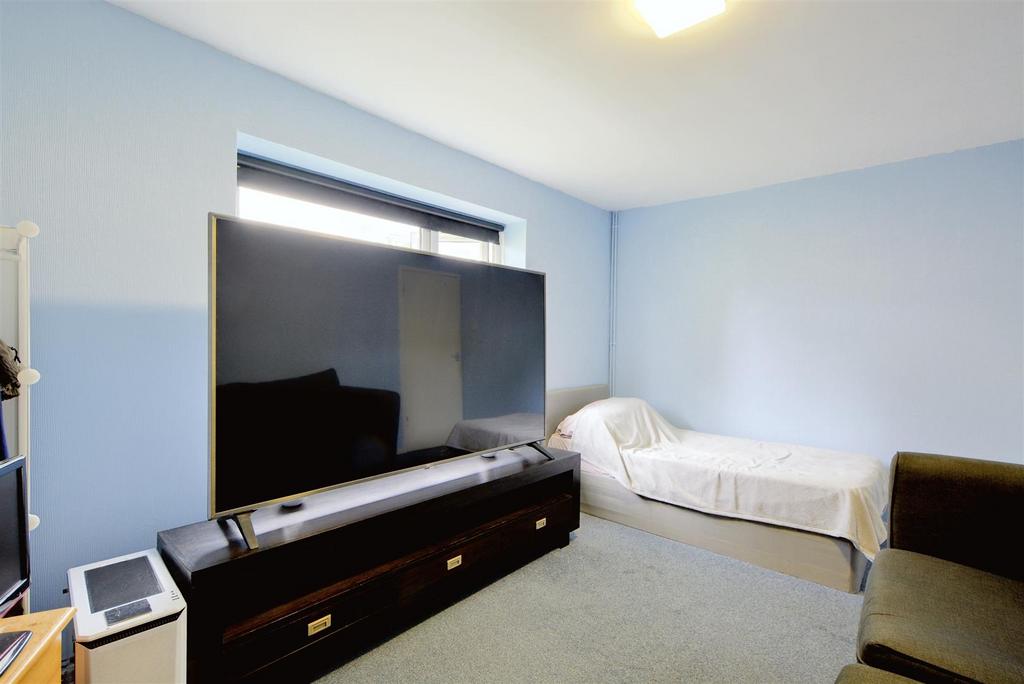 Bedroom 2 2.jpeg