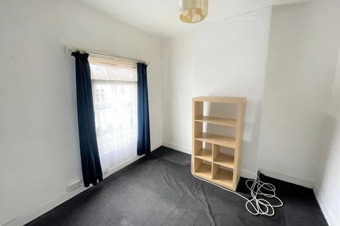 25 Eva Road, Birmingham, B18 4NH