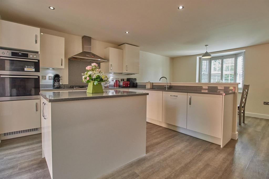 Kensington Avenue BB 11.jpg