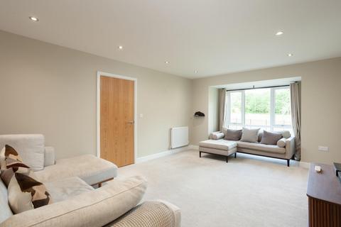1 Baynes Drive, Dishforth, Thirsk, YO7 3GA
