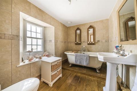 Lily House The Coombes, Polperro, Looe, PL13 2RG