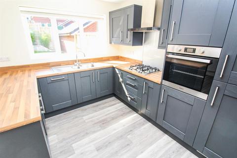 4 Bryn Hyfryd, Llangollen, LL20 8BZ