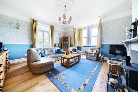 Penmead Bakers Hill, Tiverton, EX16 5NE