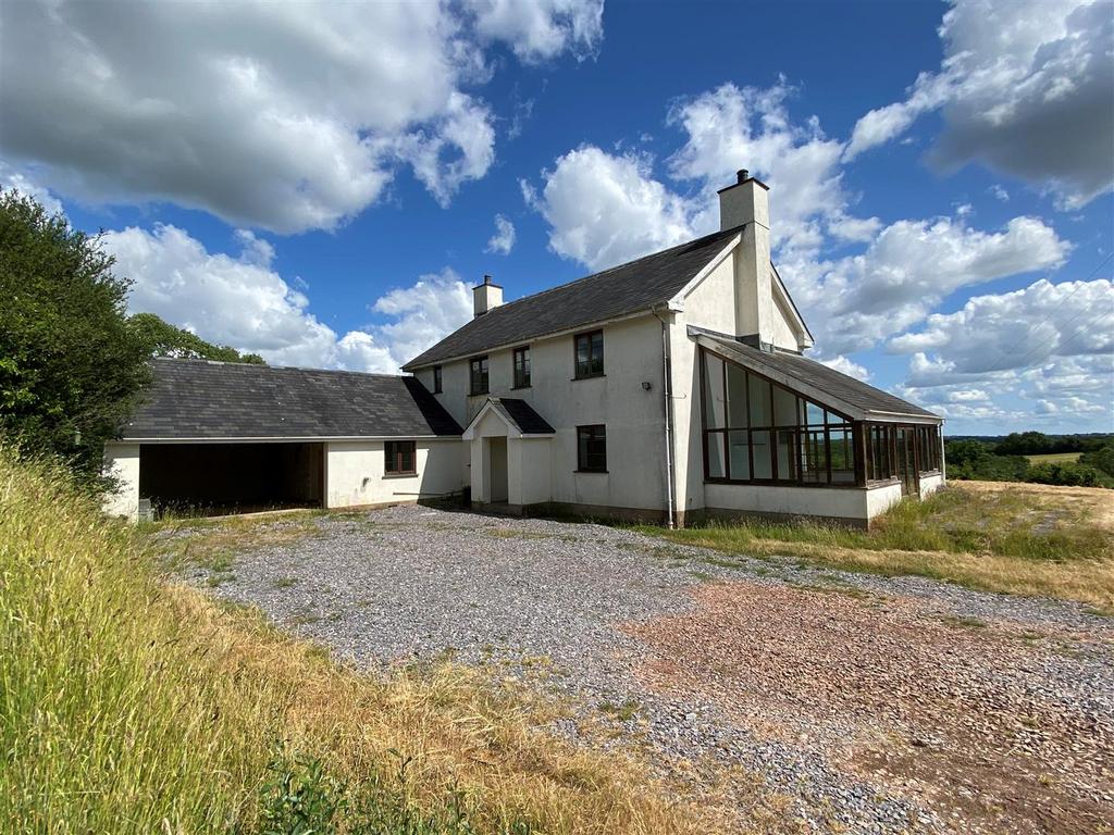 East Worlington, Crediton 4 bed detached house to rent £1,600 pcm (£