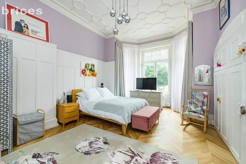 2 bedroom flat for sale, The Drive, Hove, BN3