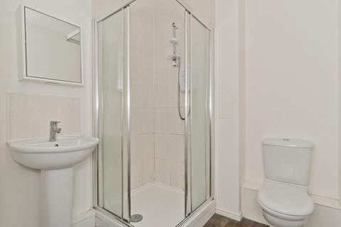 Flat 12, 4 Arneil Drive, Edinburgh, EH5 2GR