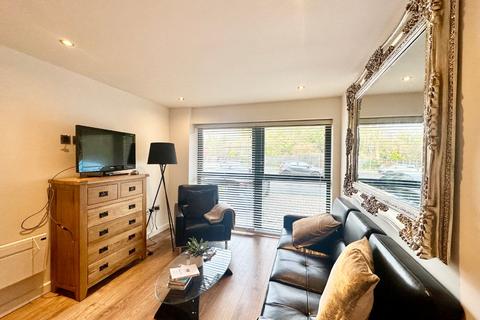 2 bedroom flat to rent, Bridgford Road, West Bridgford, Nottingham, Nottinghamshire, NG2 6AN
