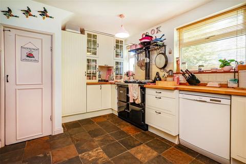 18 Knowles Meadow, Hill Brow, Liss, GU33 7QW
