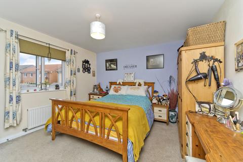 6 Alexander Gardens, Dunbar, EH42 1ZS