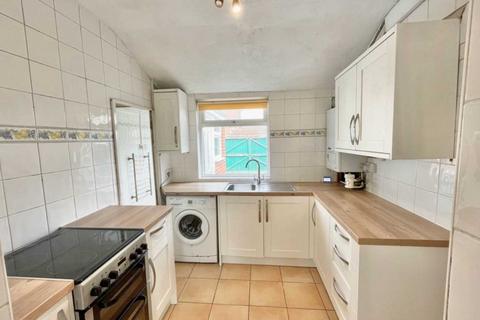 2 bedroom terraced house to rent, West Terrace, Choppington NE62