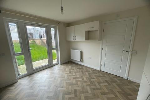 3 bedroom terraced house to rent, Countesswells Park Road, Aberdeen AB15