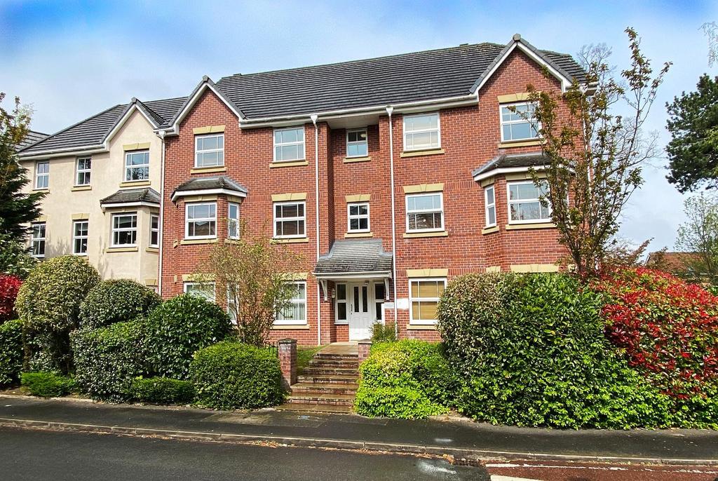 Kentmere Road, Timperley 2 bed apartment for sale £180,000