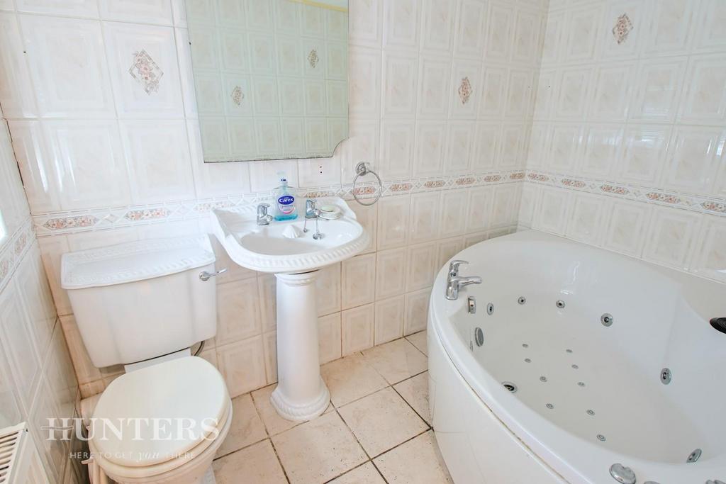 GF Bathroom.jpg